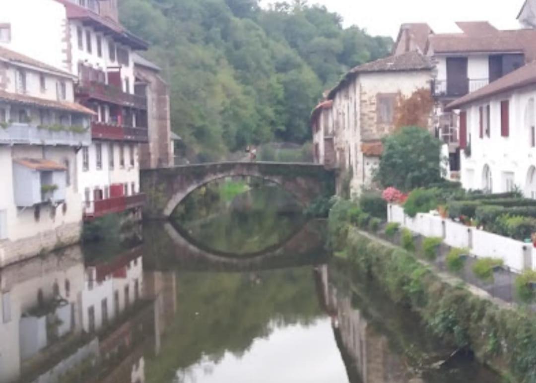 La Vita E Bella Saint-Jean-Pied-de-Port Exteriör bild